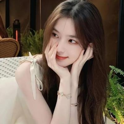 《爱,不散》海报